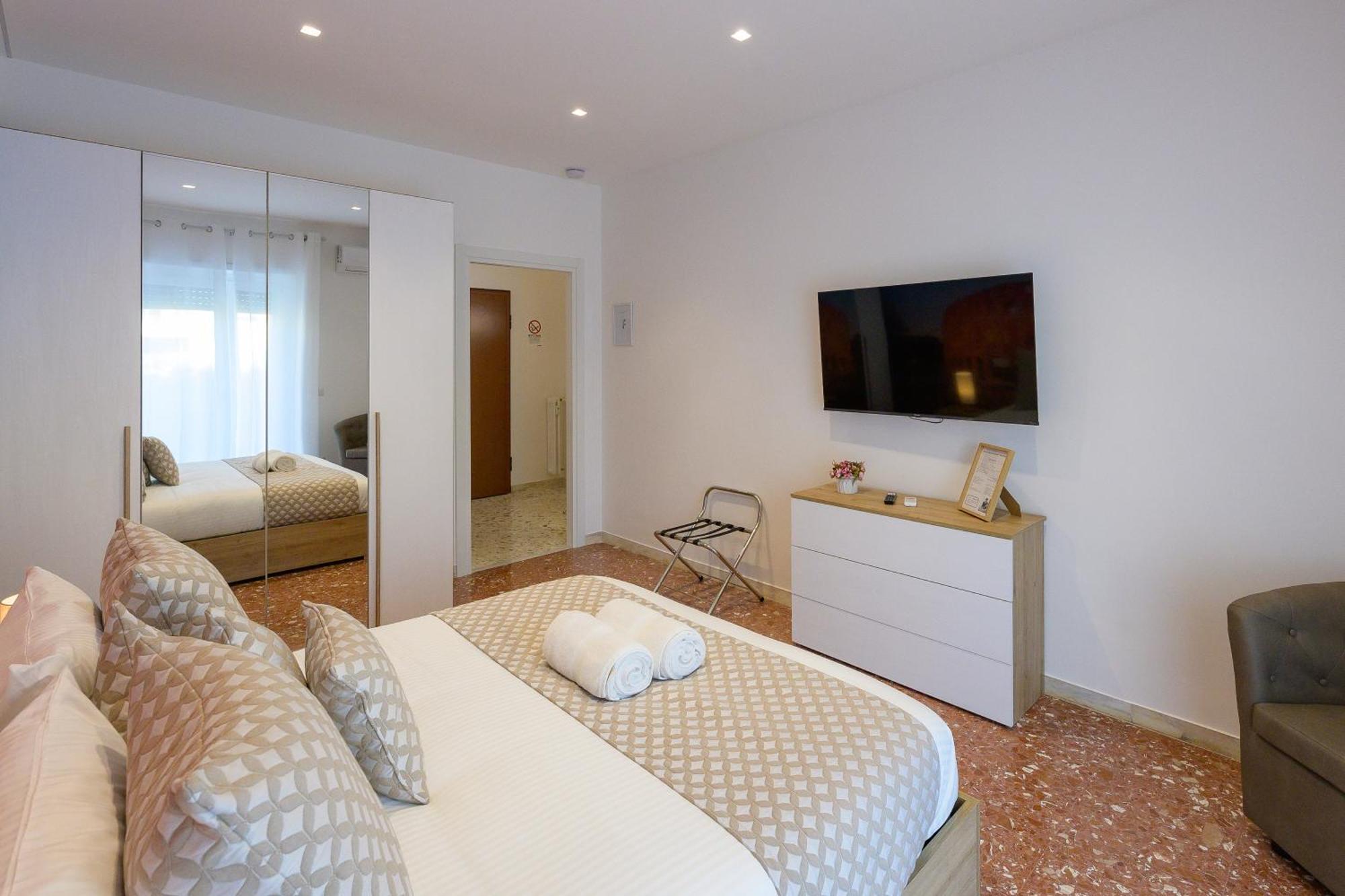 Luxury Suite-Metro Malatesta Roma Exterior foto